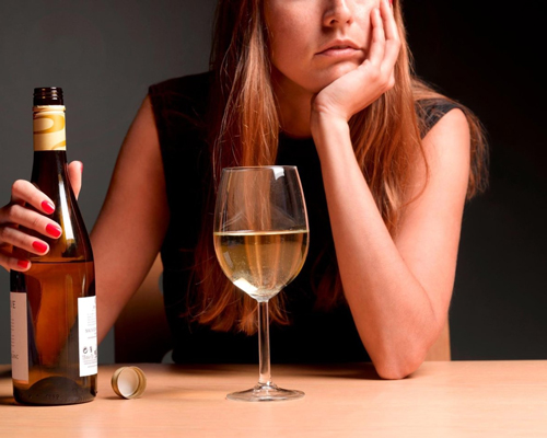 Анонимное лечение женского алкоголизма в Карасуке